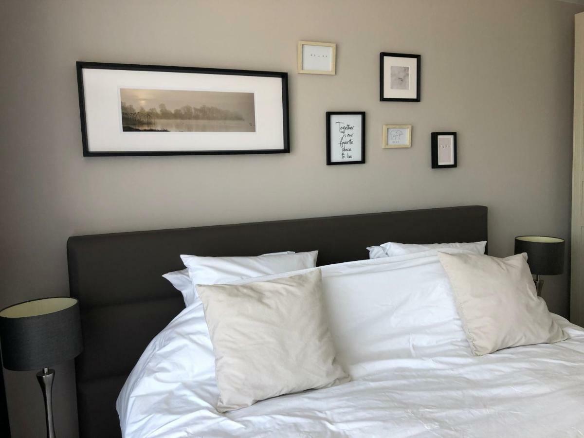 V Carre Apartment Huy Bagian luar foto
